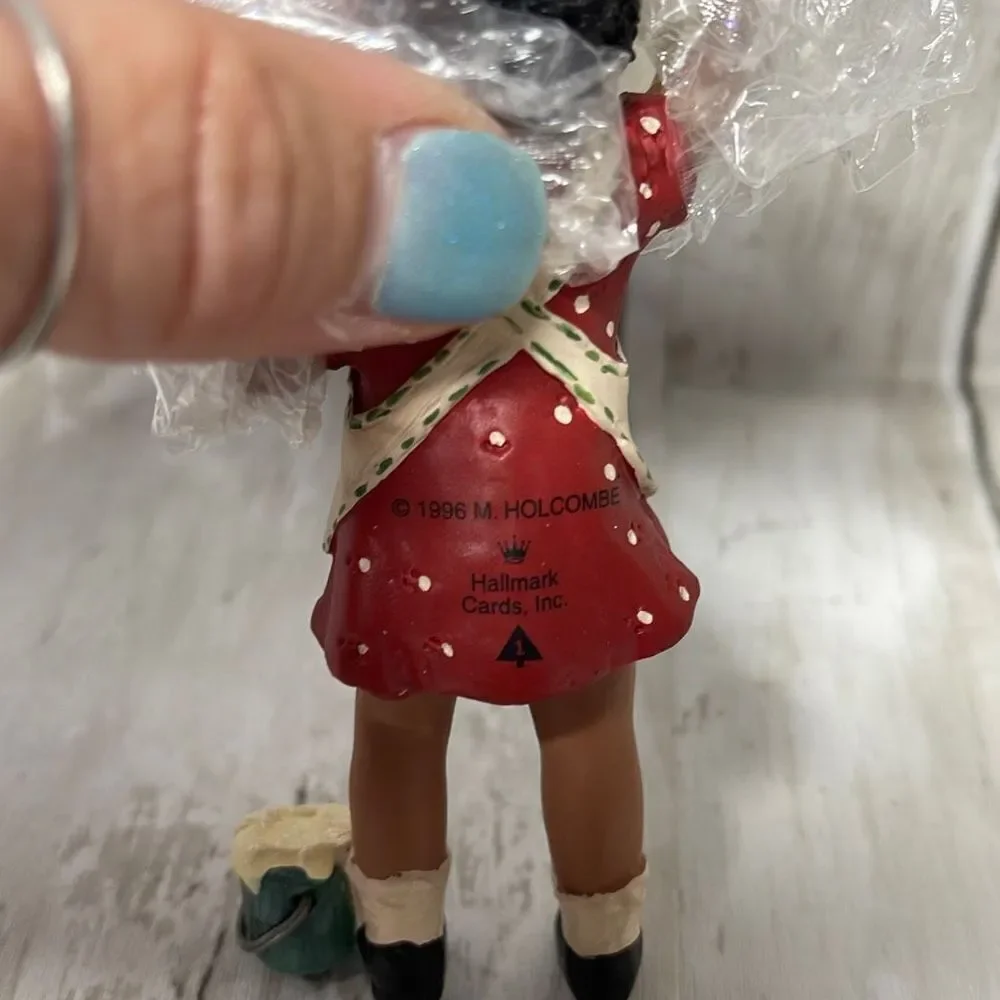 Hallmark Keepsake Ornament‎ 1996 Christy All Gods Children Martha Holcomb